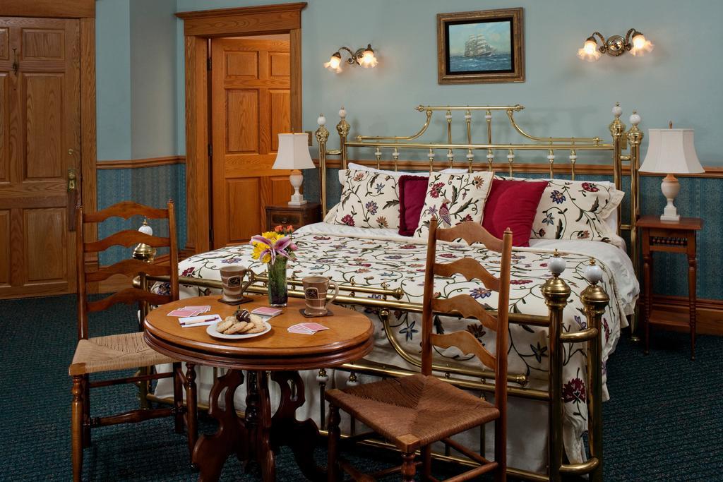 Old Rittenhouse Inn Bayfield Room photo
